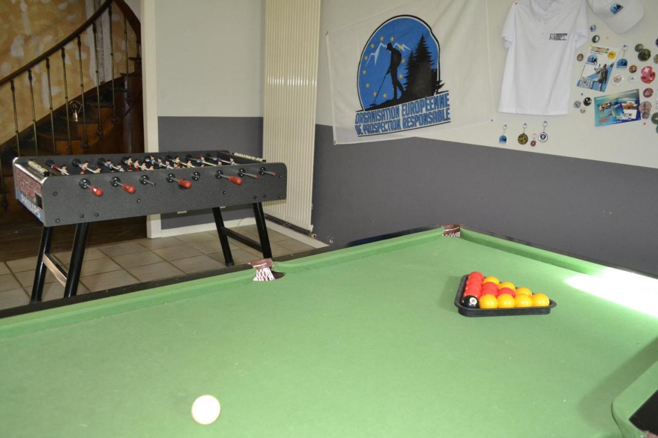 Grande Chambre D'Hote Pour 4 A 5 Personnes Bed & Breakfast Chef-Boutonne Exterior photo